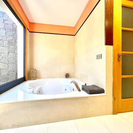 B Mamma Mia Lanzarote Playa Blanca (Lanzarote)