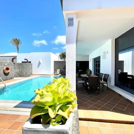 فيلة B Mamma Mia Lanzarote